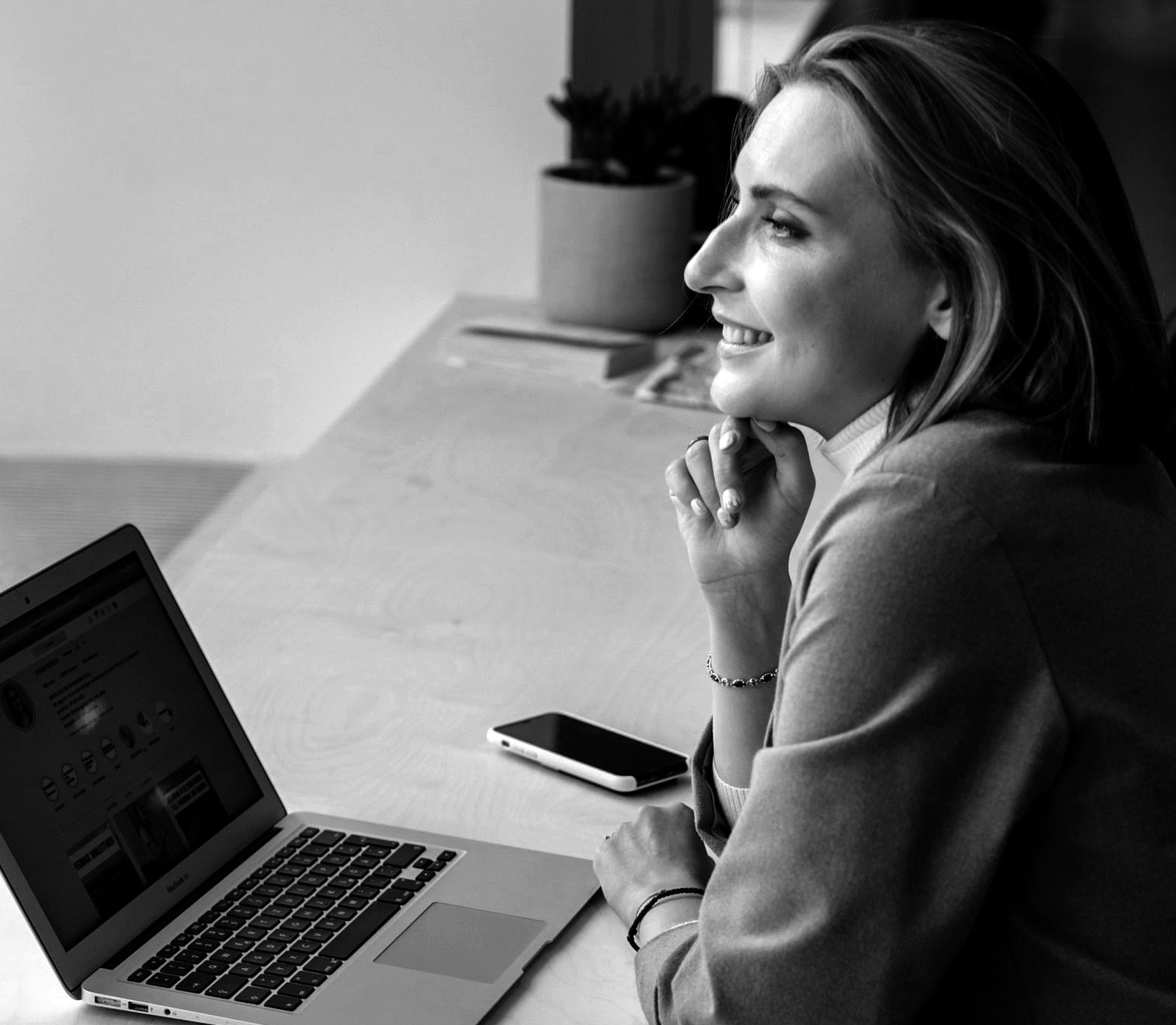 Women with laptop