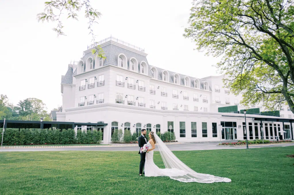 Grace & Scott at Château Grande